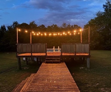 Enjoy the peace and privacy of country living in this - photo 39
