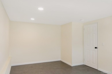 This fantastic 4 bedroom, 2 bath home has been completely - photo 4