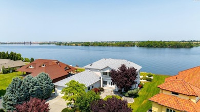 Columbia River Home For Sale in Kennewick Washington