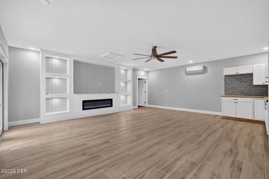 Escape the city and discover the Florida property you've been - photo 15