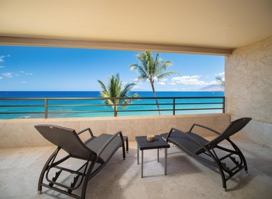 Truly breathtaking center-unit residence featuring a spectacular - photo 16