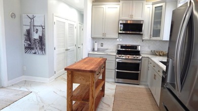 Nestled within this 280 ft of concrete walled and gated property - photo 18
