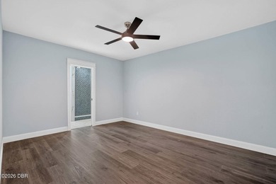 Escape the city and discover the Florida property you've been - photo 21