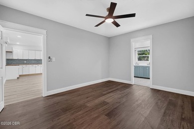 Escape the city and discover the Florida property you've been - photo 22