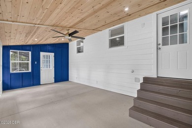 Escape the city and discover the Florida property you've been - photo 25
