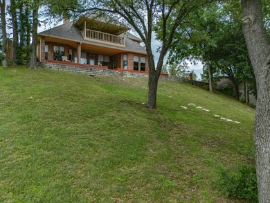 Relaxing River Frontage Retreat on the Brazos! IMPECCABLY - photo 32