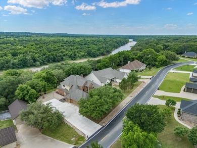 Relaxing River Frontage Retreat on the Brazos! IMPECCABLY - photo 38