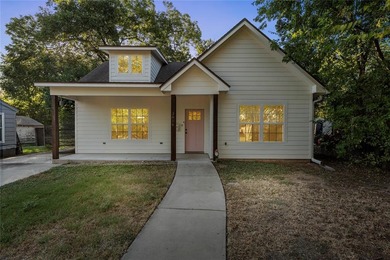 Lake Waco Home For Sale in Waco Texas