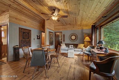 Discover your perfect escape at this beautiful lake view home in - photo 4
