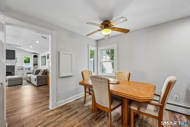 Welcome to 21 Friendly Road in Norwalk's sought-after Wolfpit - photo 4