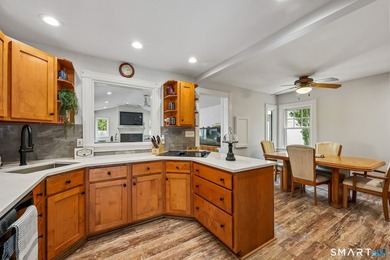 Welcome to 21 Friendly Road in Norwalk's sought-after Wolfpit - photo 5