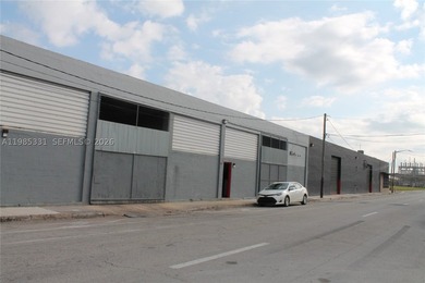 PRICE REDUCED - MOTIVATED SELLER. UNIQUE EXCLUSIVITY OF SALE OF - photo 2