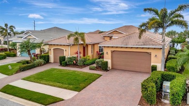 Luxury Waterfront Living in Tidewater Preserve--This gorgeous - photo 2