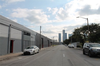 PRICE REDUCED - MOTIVATED SELLER. UNIQUE EXCLUSIVITY OF SALE OF - photo 3
