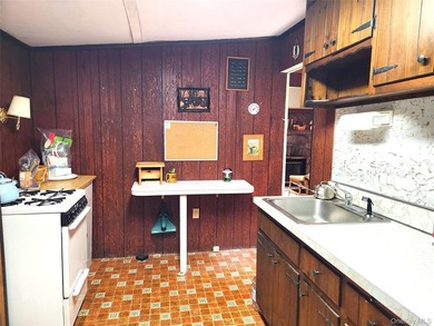 Smallwood Summer Sale! Location, Location! Year-round 2 bedroom - photo 13