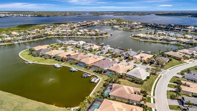 Luxury Waterfront Living in Tidewater Preserve--This gorgeous - photo 7