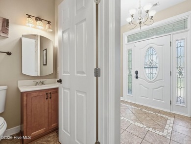 DO NOT MISS THIS HOUSE. LOCATION, LOCATION, LOCATION on an - photo 6