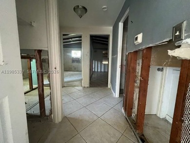 Investor's Dream in One of Sarasota's Most Competitive Markets - - photo 8