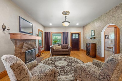 Princeton Charm galore! Completely updated craftsman style ranch - photo 5