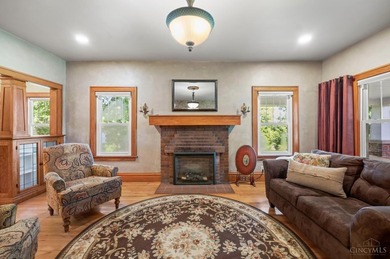 Princeton Charm galore! Completely updated craftsman style ranch - photo 8