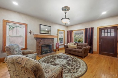 Princeton Charm galore! Completely updated craftsman style ranch - photo 9