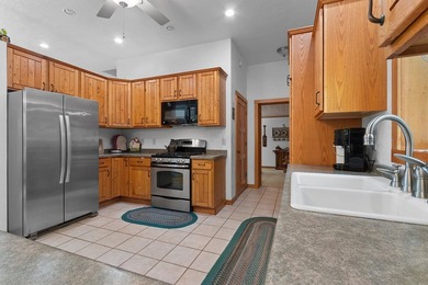 Enjoy Northwoods living on beautiful Bass Lake in Oconto County! - photo 16
