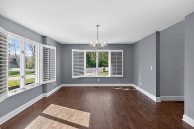 5 BD 4 BA, 4,173-sq-ft 2-story brick home, .25-acre lot w/ 101 - photo 18