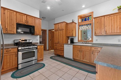 Enjoy Northwoods living on beautiful Bass Lake in Oconto County! - photo 18