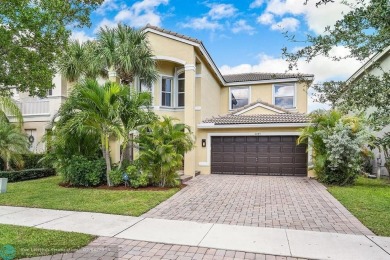 Lake Home For Sale in Delray Beach, Florida