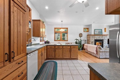 Enjoy Northwoods living on beautiful Bass Lake in Oconto County! - photo 26