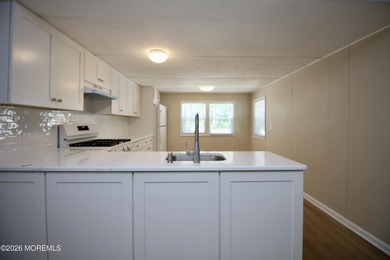 Don't miss out on this beautifully renovated home in Roberts - photo 11