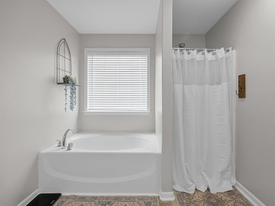 Welcome to 15 Camrose Drive-a spacious 4-bedroom home with 2 - photo 21