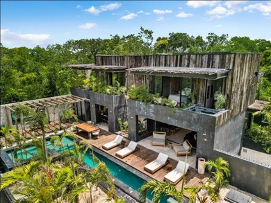 Luxe Jungle Sanctuary in Tulum

Nestled in the upscale Region 15 - photo 2