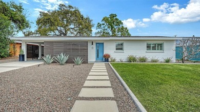 (private lake, pond, coastal) Home For Sale in Sarasota Florida