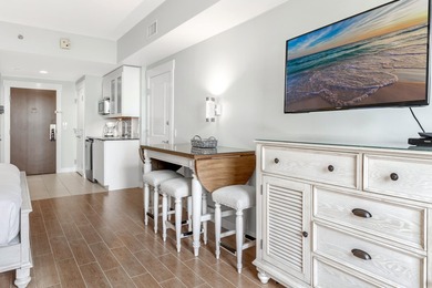 Second-floor bayfront condo with elevated positioning that - photo 33