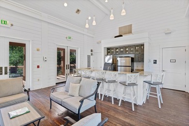 Second-floor bayfront condo with elevated positioning that - photo 46