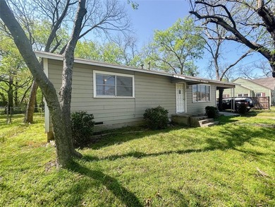 Lake Ray Roberts Home For Sale in Pilot Point Texas