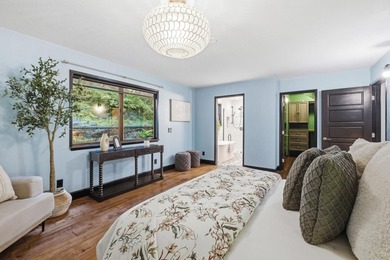 Stunning home on over an acre in one of the most convenient - photo 15