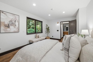 Stunning home on over an acre in one of the most convenient - photo 18