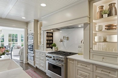 Welcome to a masterpiece of modern living in the heart of Mt - photo 20