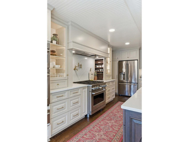 Welcome to a masterpiece of modern living in the heart of Mt - photo 22
