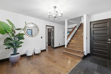 Stunning home on over an acre in one of the most convenient - photo 23