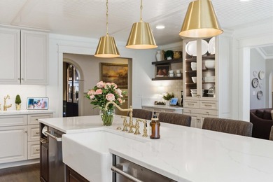 Welcome to a masterpiece of modern living in the heart of Mt - photo 24