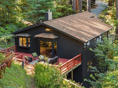 Stunning home on over an acre in one of the most convenient - photo 25
