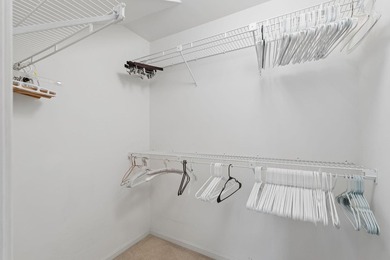 Bright, sun-filled second floor condo in Manchester, ME - 1,800 - photo 29