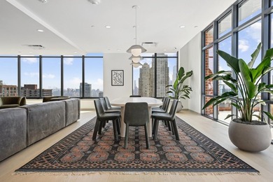 Residence 908 at 151 Bay Street at Provost Square offers a - photo 34