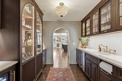 Welcome to a masterpiece of modern living in the heart of Mt - photo 35