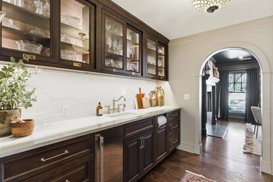 Welcome to a masterpiece of modern living in the heart of Mt - photo 37