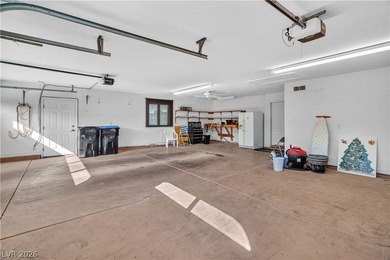 CUSTOM HOME! 3-CAR GARAGE, NO HOA, AND ROOM FOR ALL YOUR TOYS on - photo 45