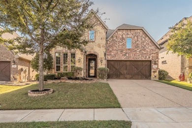 Lake Grapevine Home Active Under Contract in Trophy Club Texas